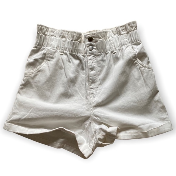 H&M Pants - H&M White Elastic Waist High Rise Shorts